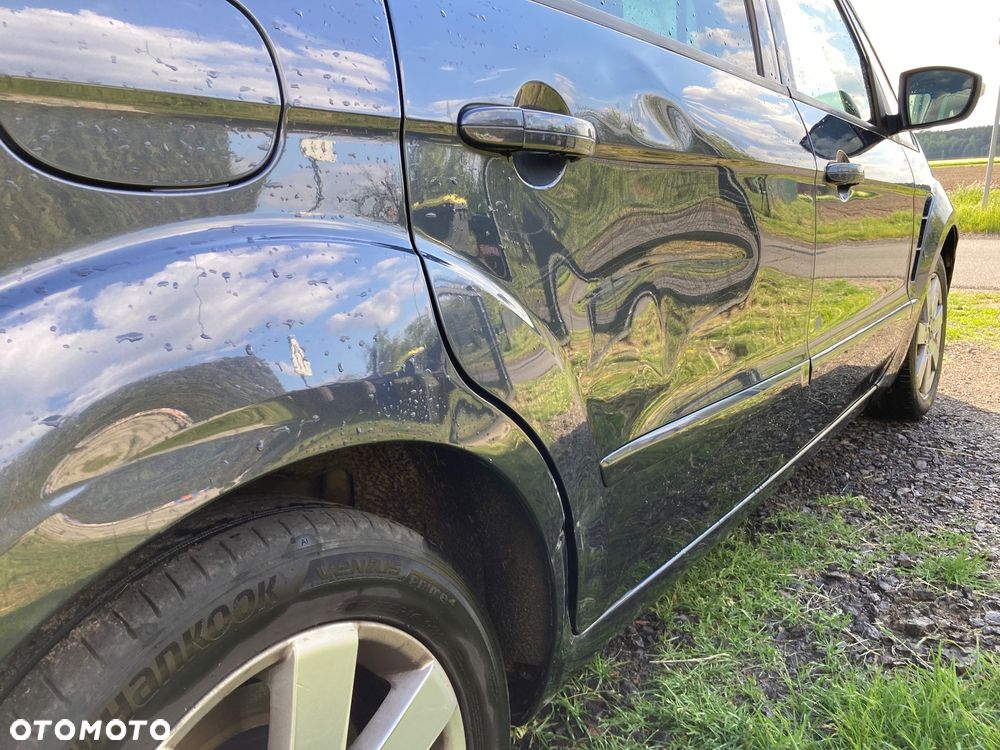 Ford S-Max - 15