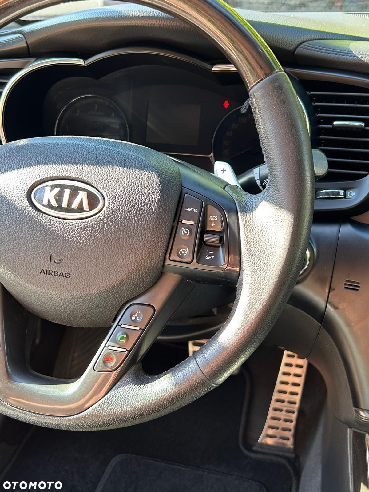 Kia Optima 1.7 CRDi XL - 11