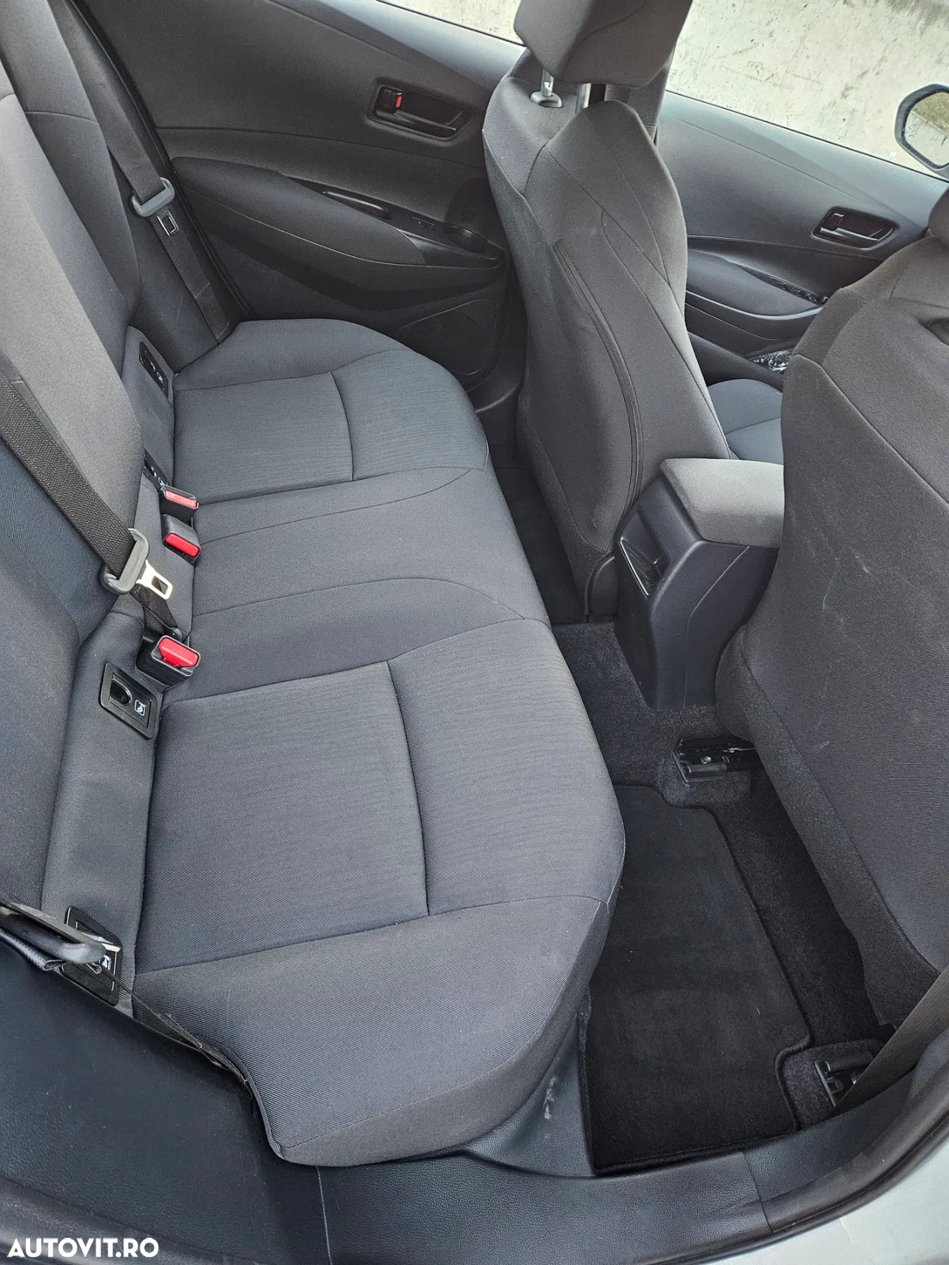 Toyota Corolla Touring Sports 1.2 Turbo 116 CP Dynamic - 10