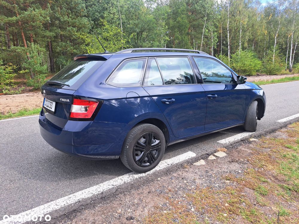 Skoda Fabia 1.0 MPI Cool Plus - 8
