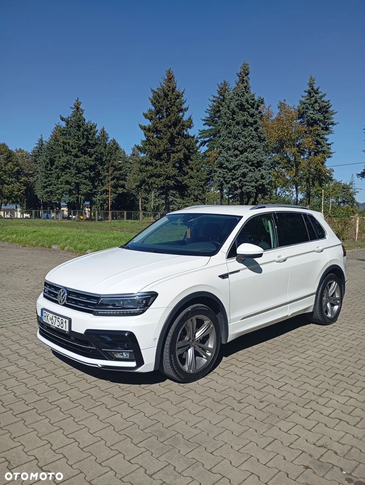 Volkswagen Tiguan - 1