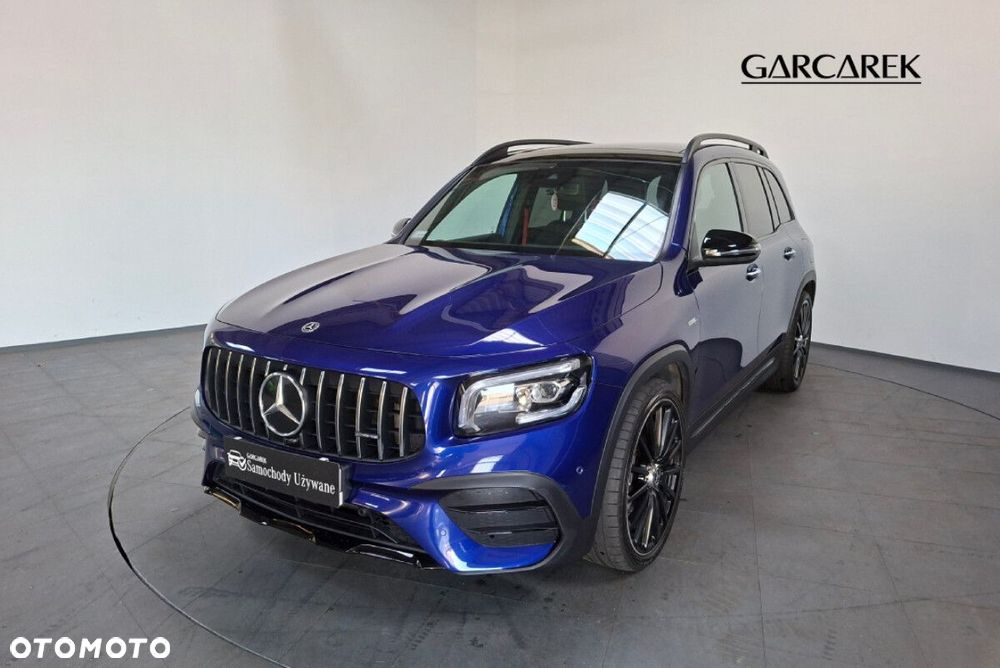 Mercedes-Benz GLB - 2