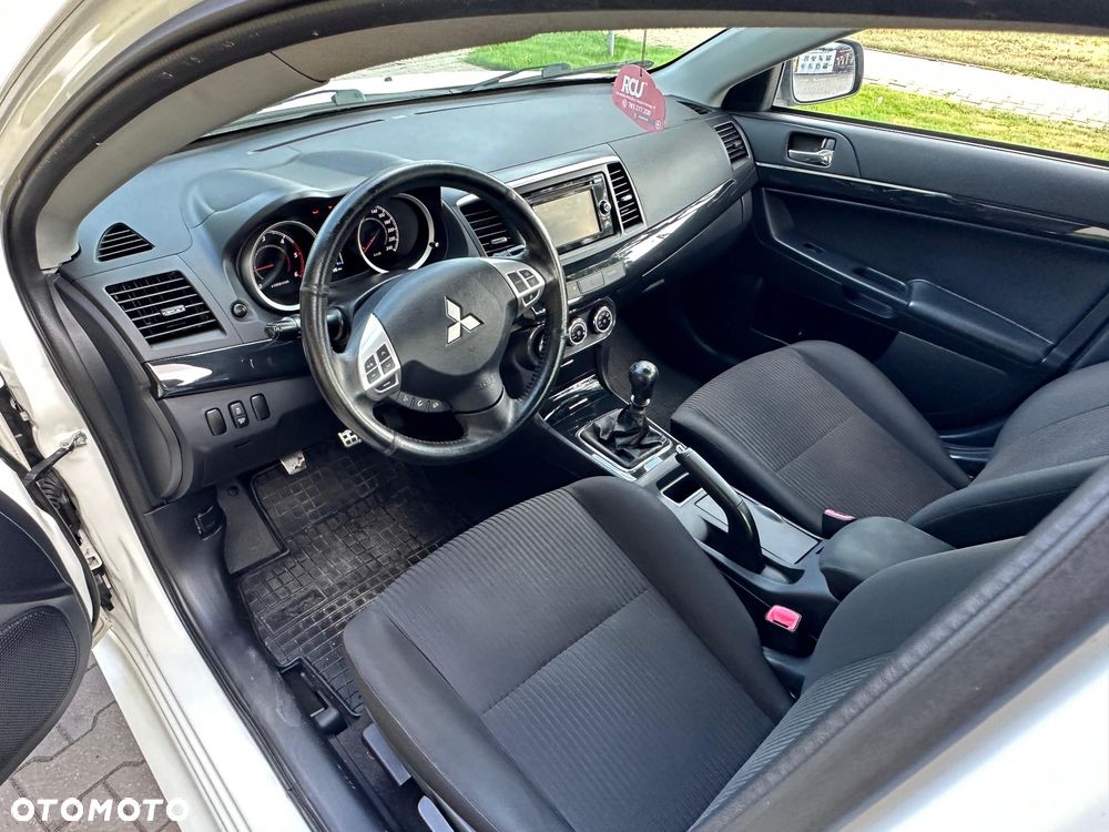 Mitsubishi Lancer 1.8 DID Instyle NAVI - 17