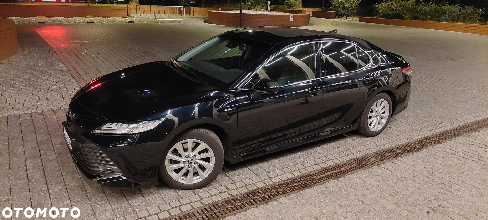 Toyota Camry - 7