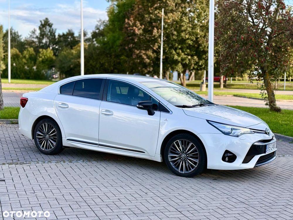 Toyota Avensis - 1