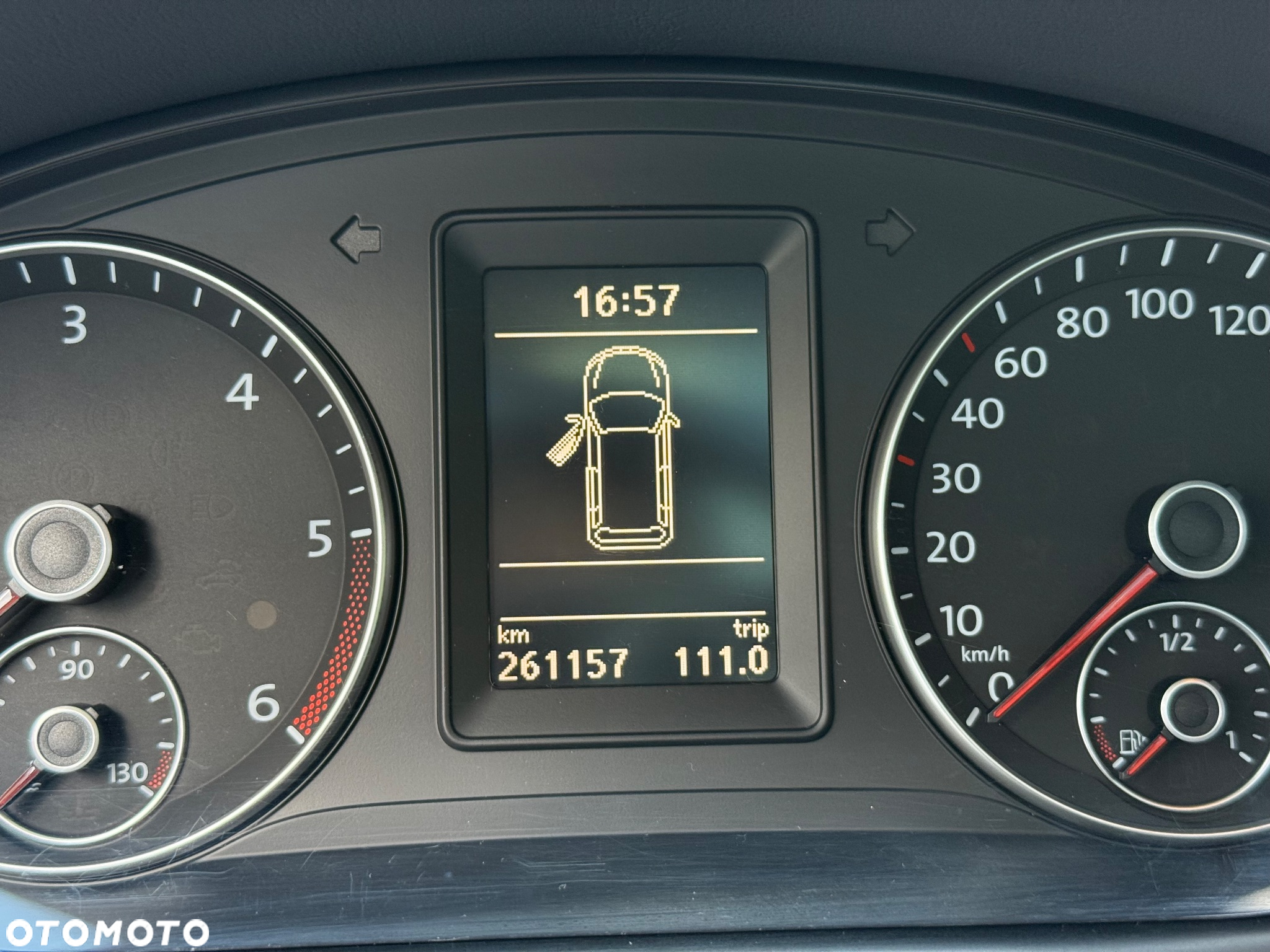 Volkswagen Touran 1.6 TDI DPF DSG STYLE - 14