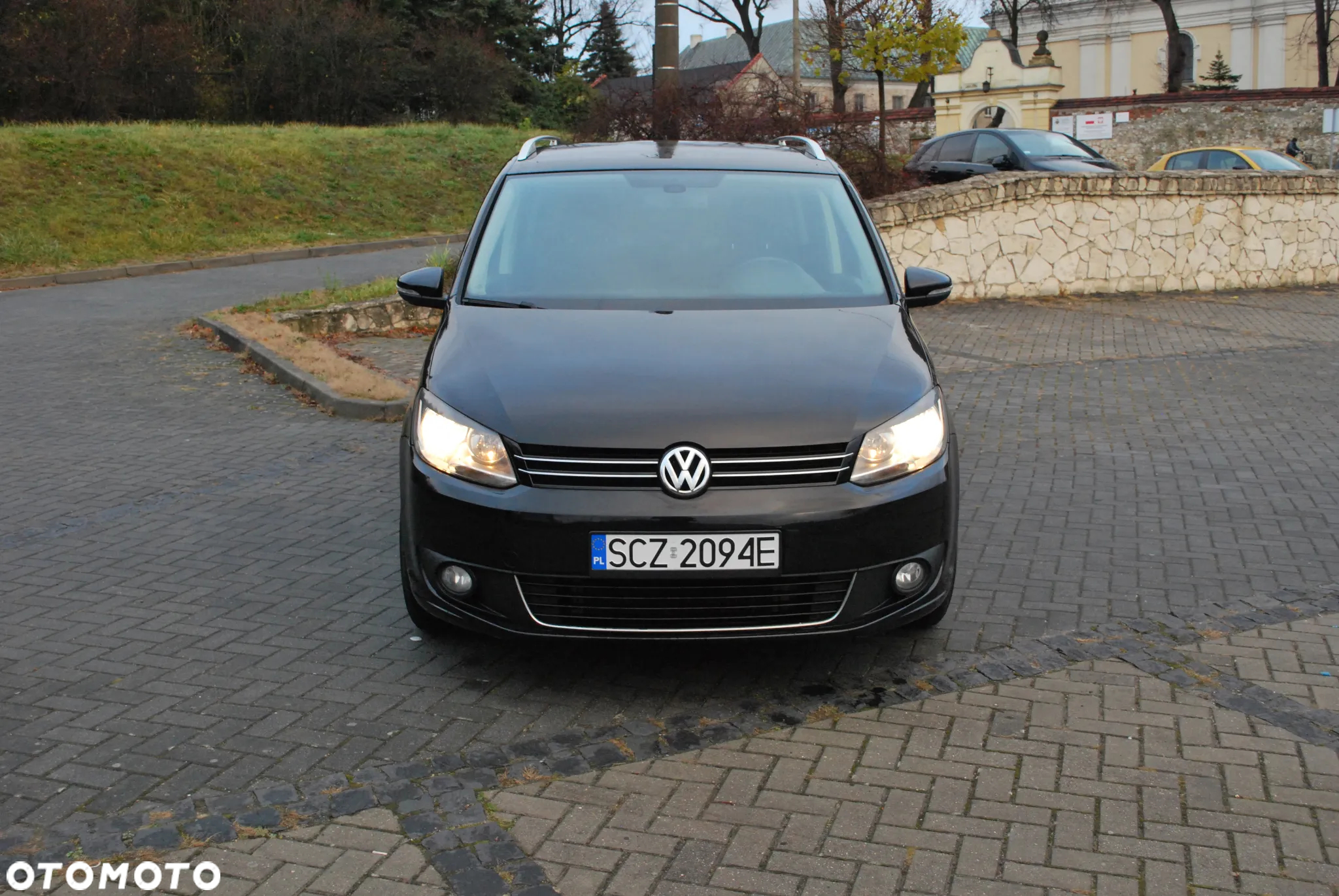 Volkswagen Touran 1.6 TDI DPF BlueMot Comfortline - 12