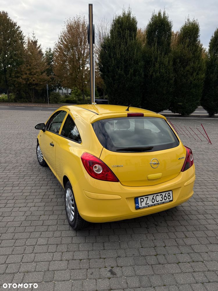 Opel Corsa 1.0 12V Essentia - 7