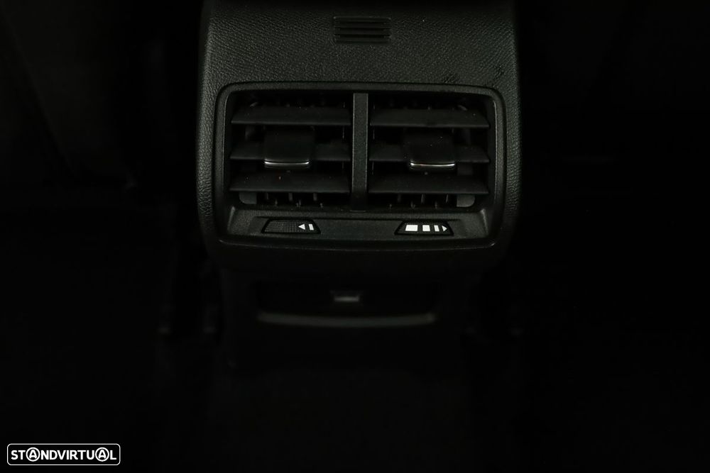 Citroën C4 1.2 PureTech Plus EAT8 - 23