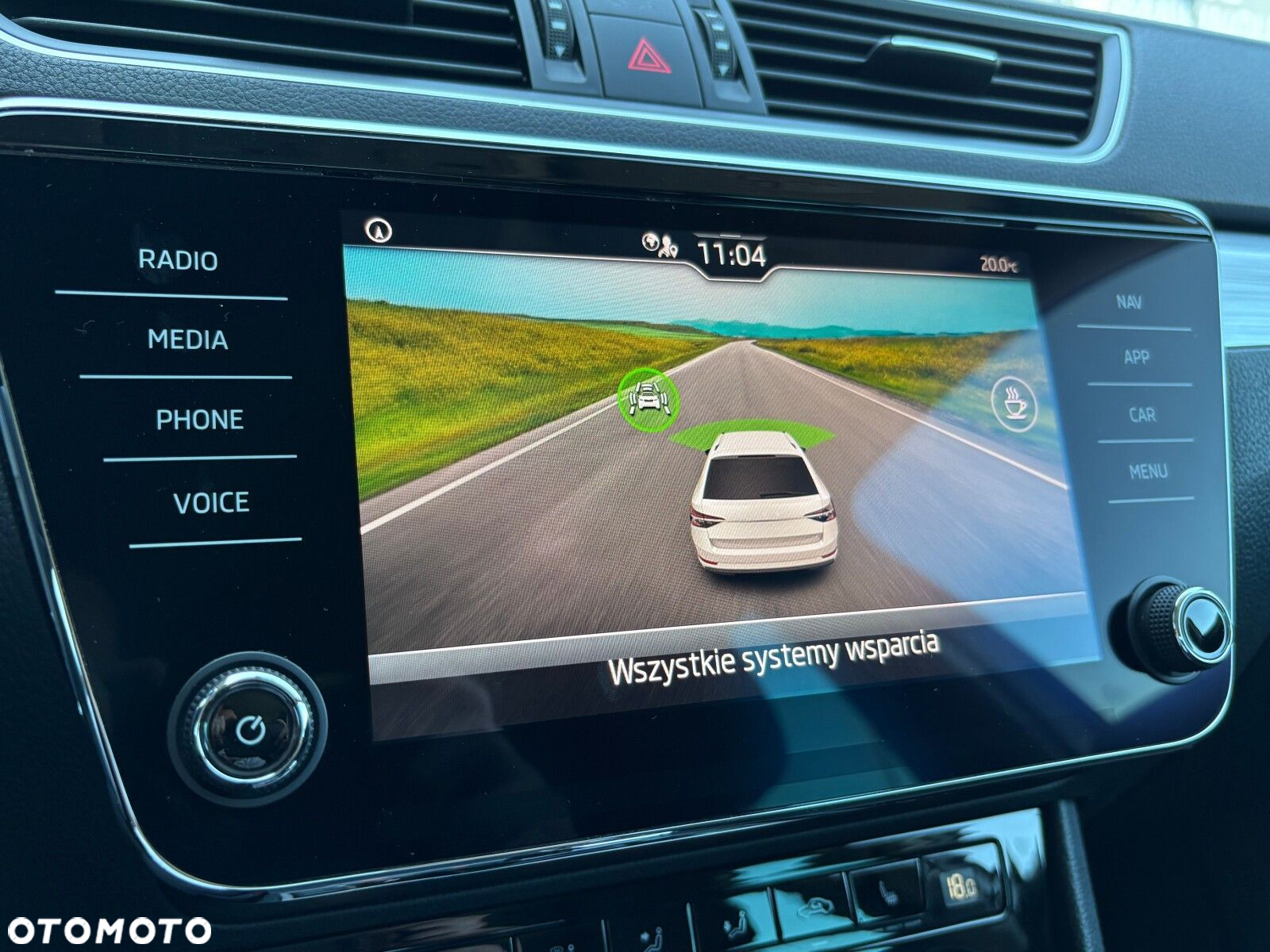 Skoda Superb 2.0 TDI SCR Ambition DSG - 33