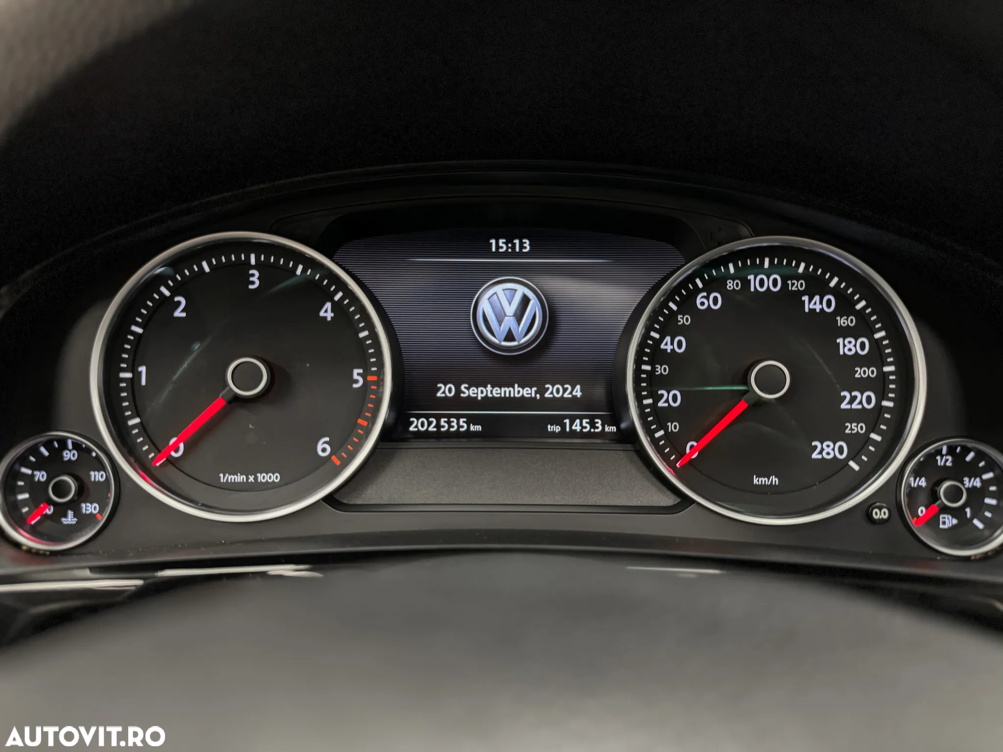 Volkswagen Touareg V6 TDI BMT Supreme Plus - 27