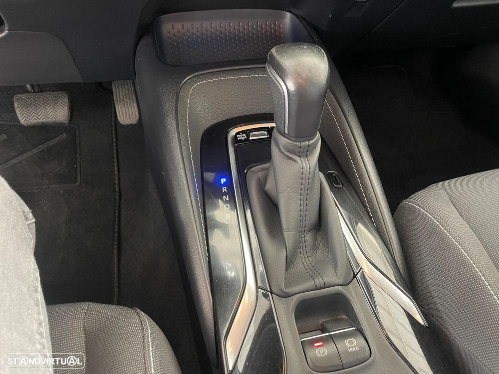 Toyota Corolla 1.8 Hybrid Exclusive - 18