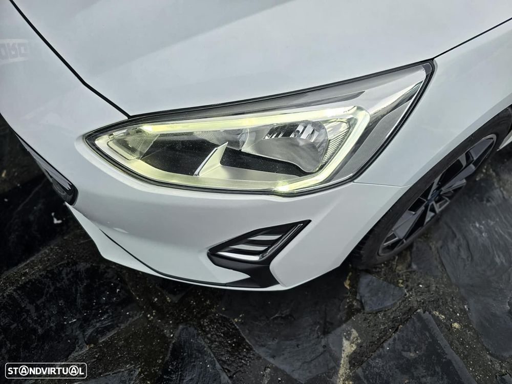 Ford Focus SW 1.5 TDCi EcoBlue Business - 4