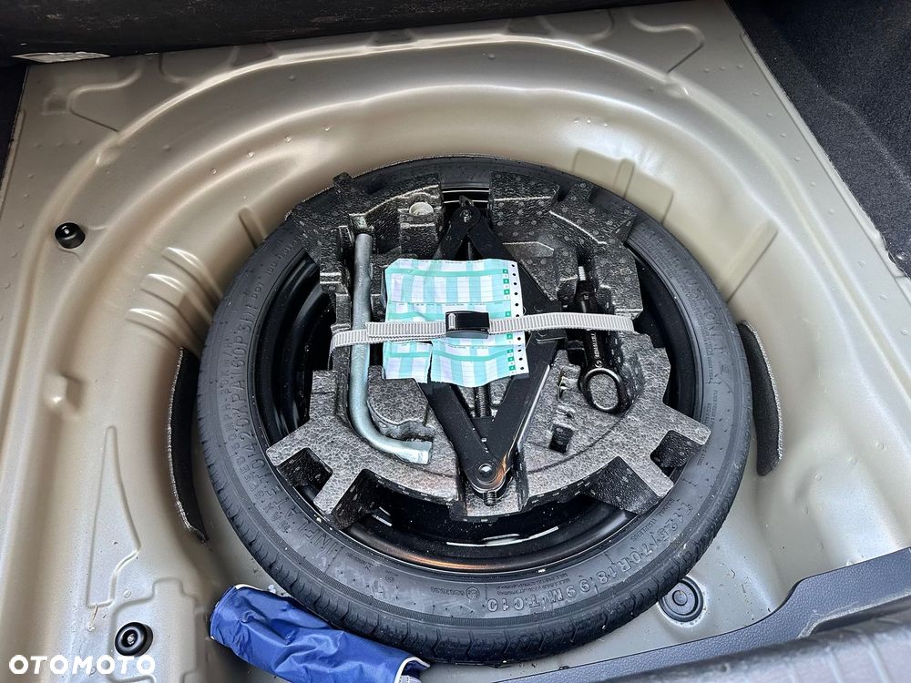 Volkswagen Passat 1.5 TSI EVO Elegance DSG - 23