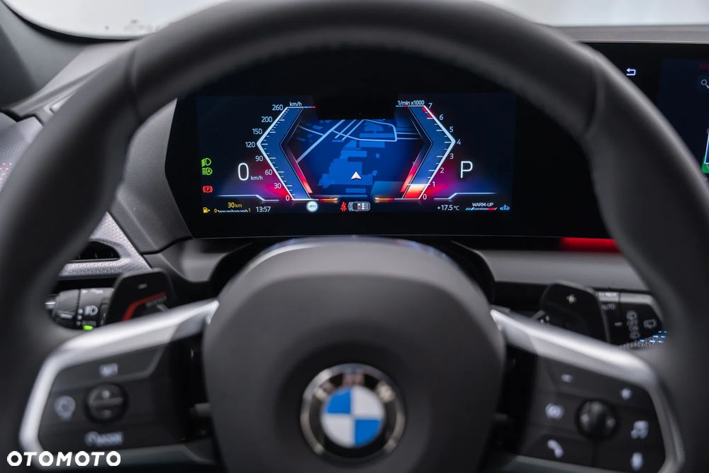 BMW Seria 1 120 mHEV - 24