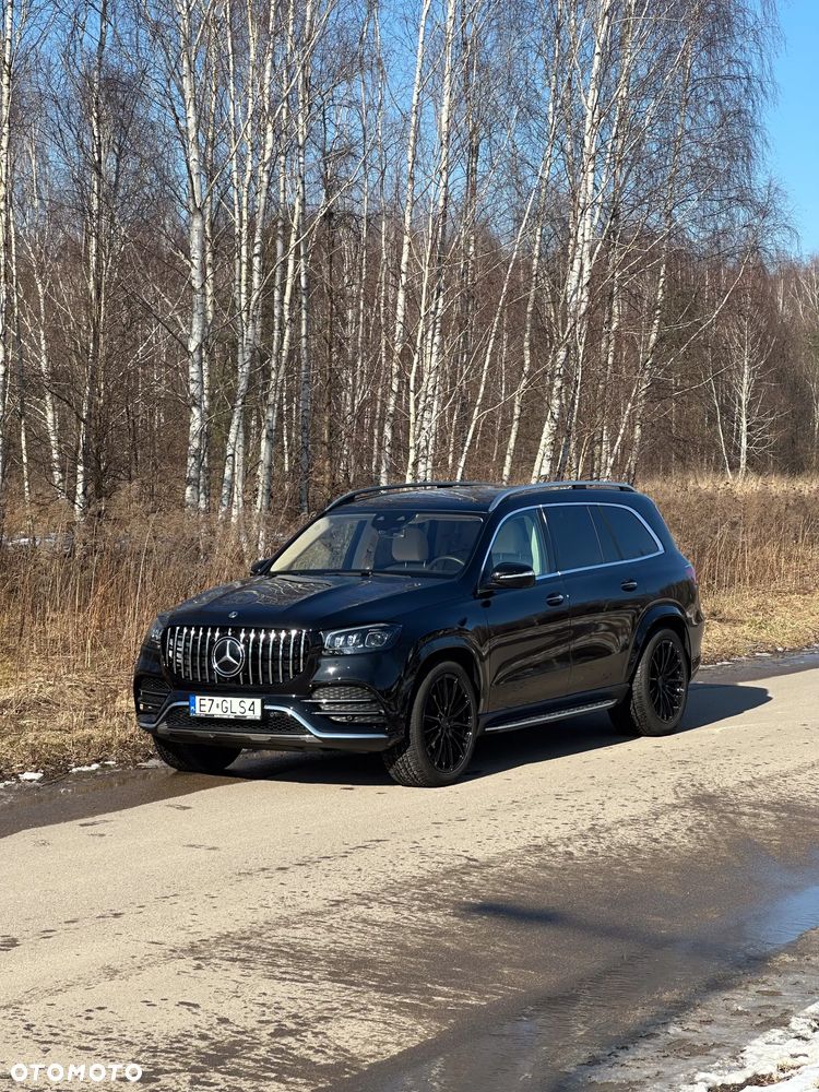Mercedes-Benz GLS - 1