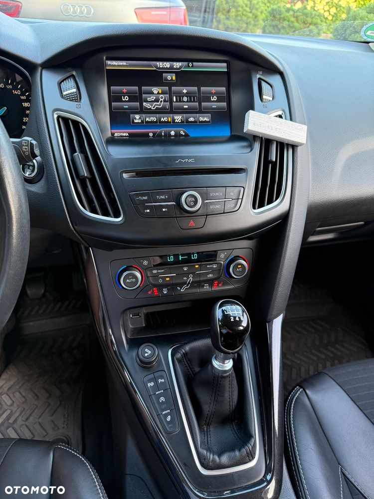 Ford Focus 1.5 TDCi DPF Start-Stopp-System Titanium - 14