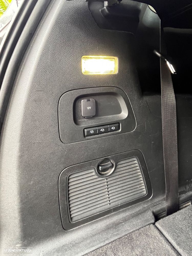 Ford S-Max 2.0 TDCi Titanium - 12