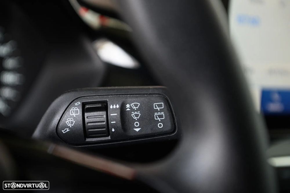 Ford Fiesta 1.0 EcoBoost Trend Connected - 35