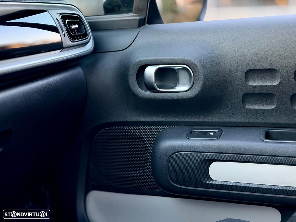 Citroën C3 1.2 PureTech C-Series - 11