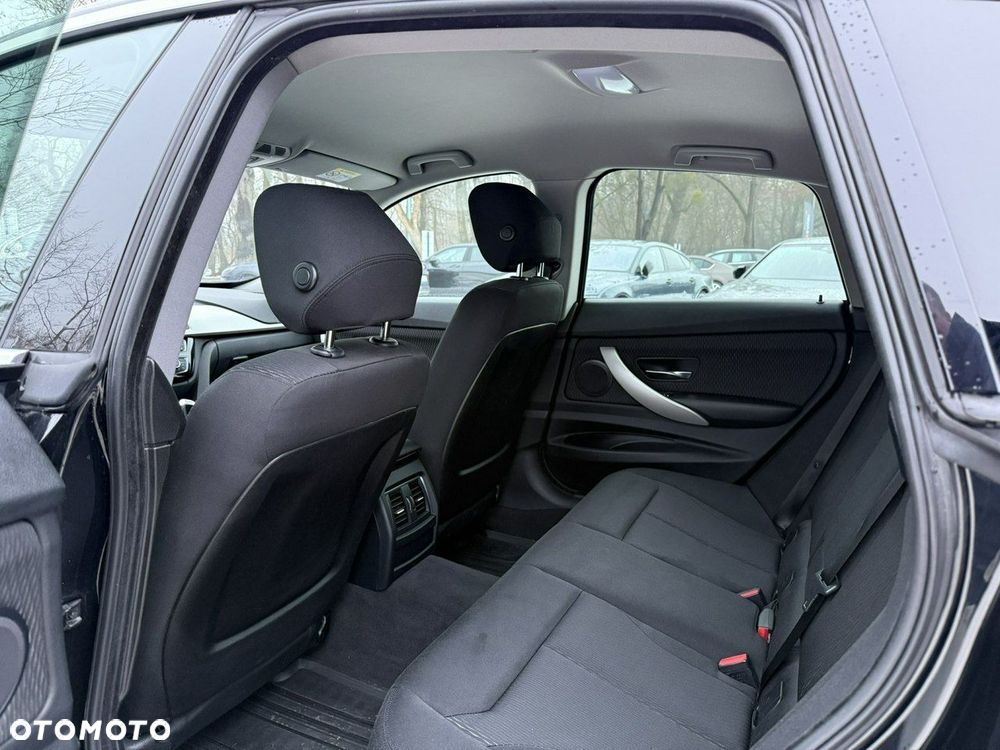 BMW 3GT 318d Advantage - 13