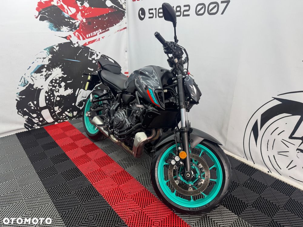 Yamaha MT - 4