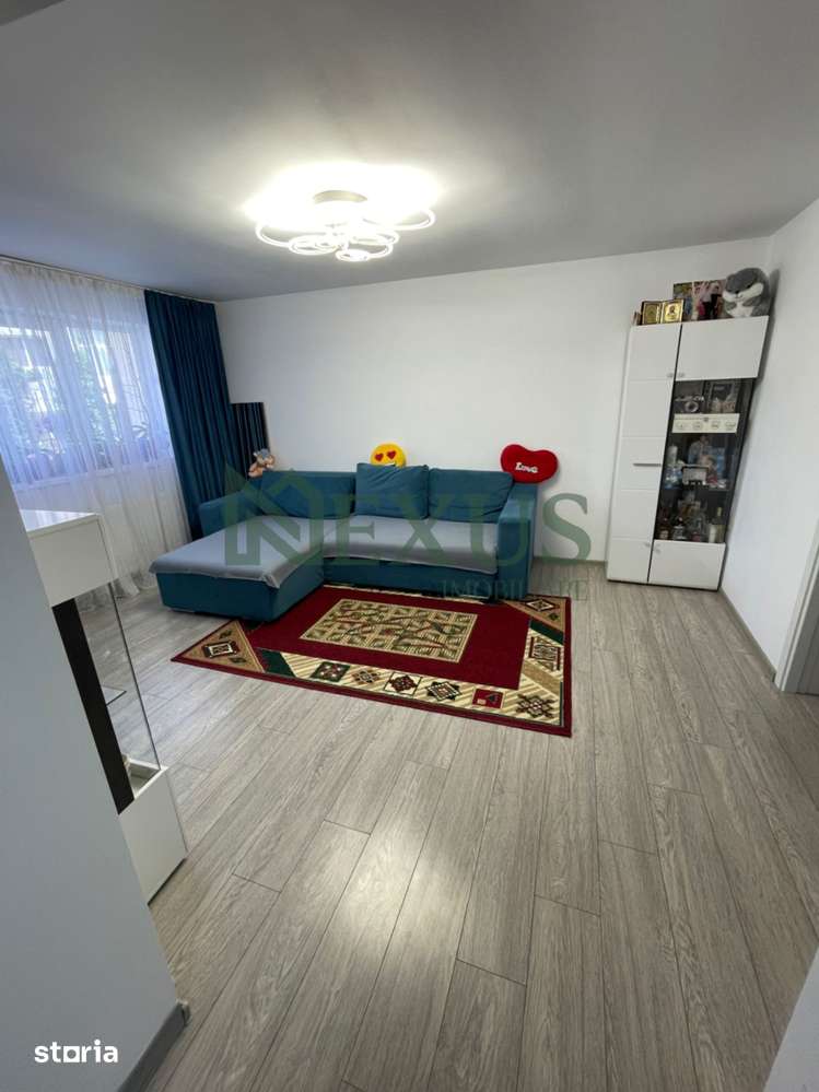 Apartament cu 2 camere, renovat complet, str.Libertății, Moinesti — fotografia 1