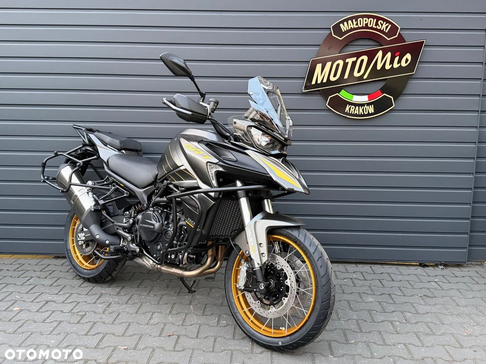 QJMOTOR SRT900SX - 1