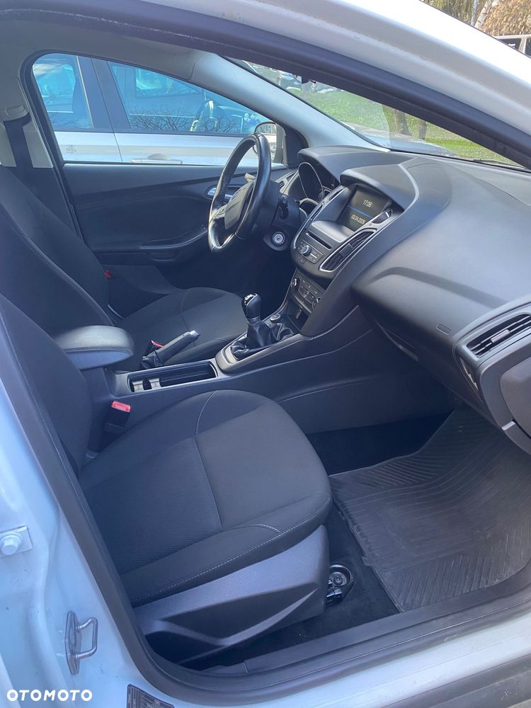 Ford Focus 1.0 EcoBoost Edition - 8