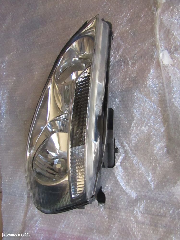 Farol direito Toyota Corolla Verso ano 2005 original , ver detalhes - 4