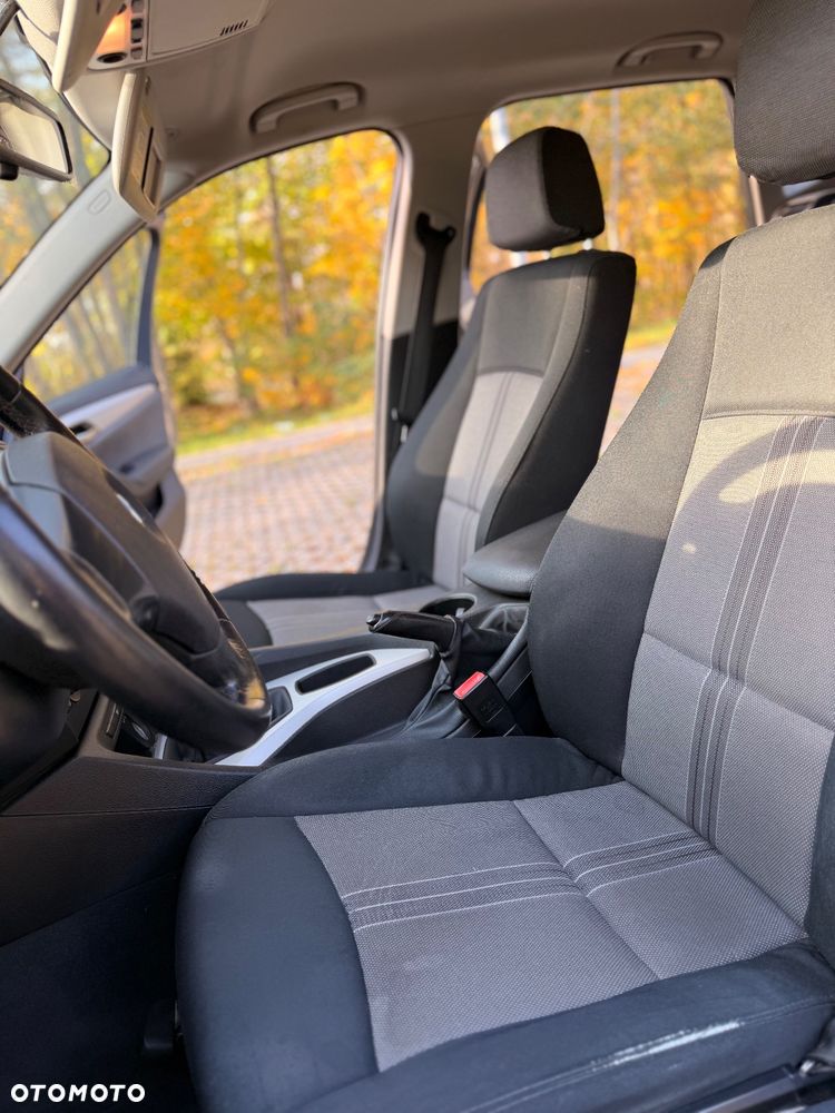 BMW X1 sDrive18d - 28