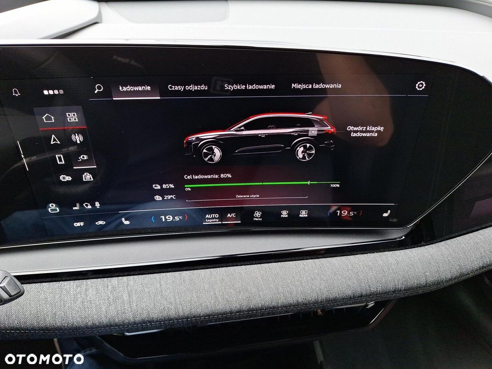 Audi Q6 e-tron - 30