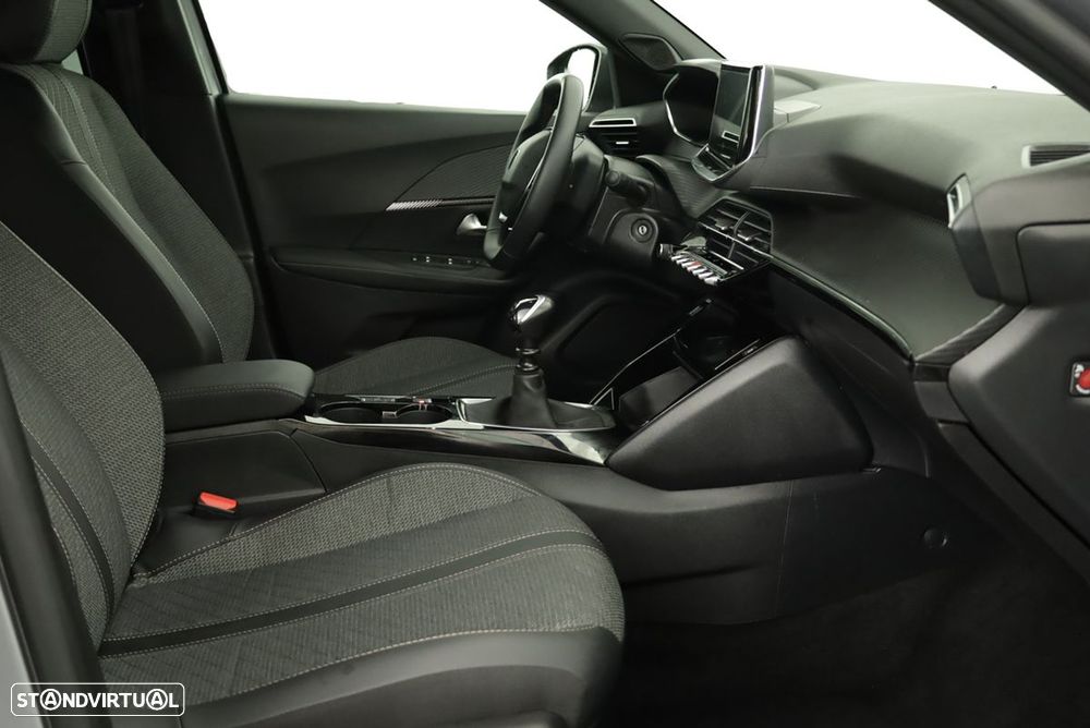 Peugeot 2008 1.2 PureTech Allure - 21