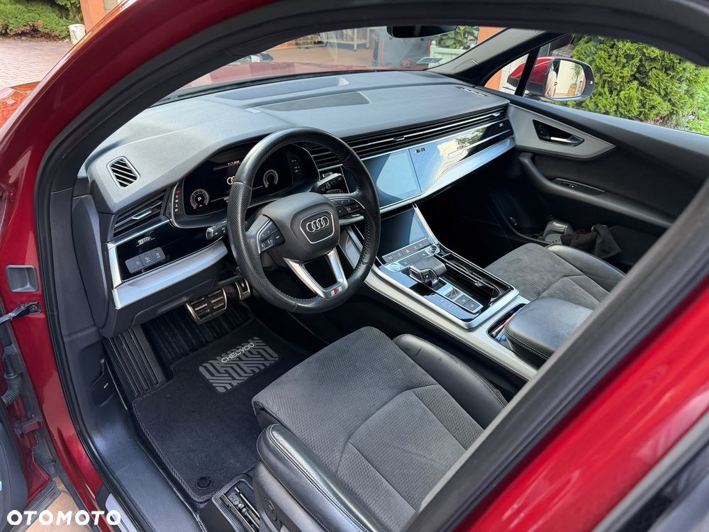Audi Q7 - 10