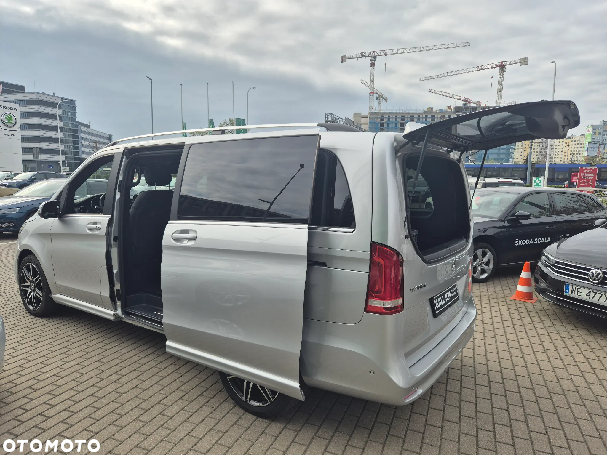 Mercedes-Benz Klasa V 300 d 4-Matic Avantgarde 9G-Tronic (d³ugi) - 7