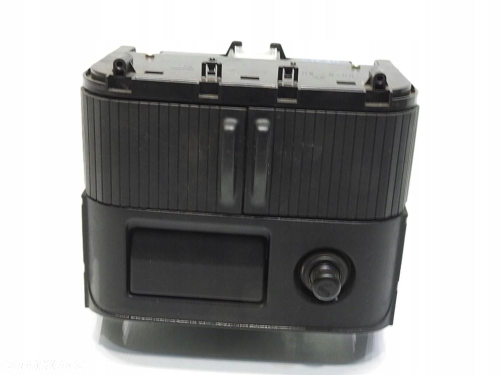 Używany Popielniczki - 39 PLN - Otomoto.pl