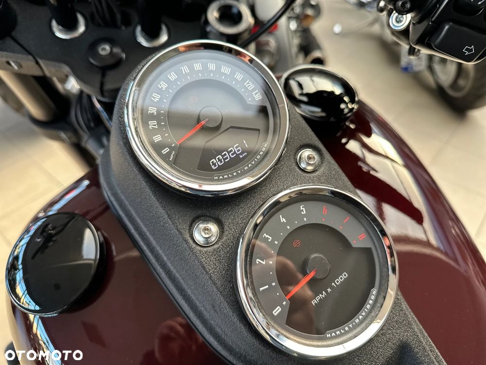 Harley-Davidson Softail Low Rider - 29