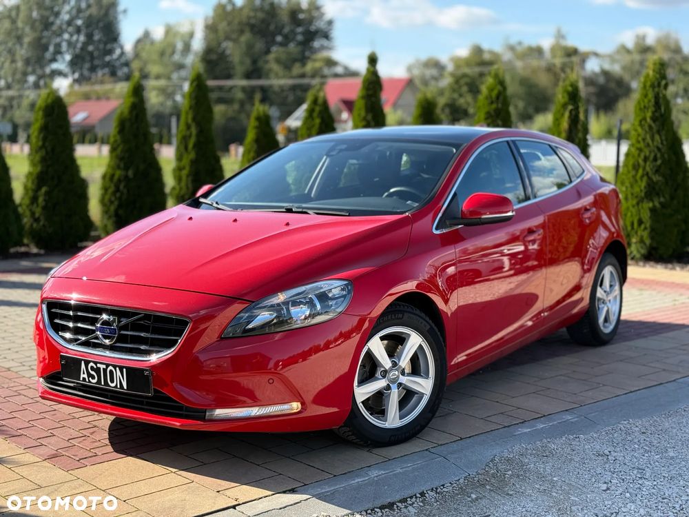 Volvo V40 T2 Momentum - 2