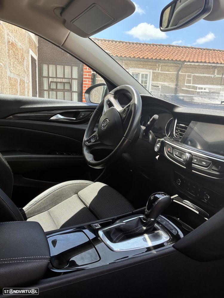 Opel Insignia Grand Sport - 13