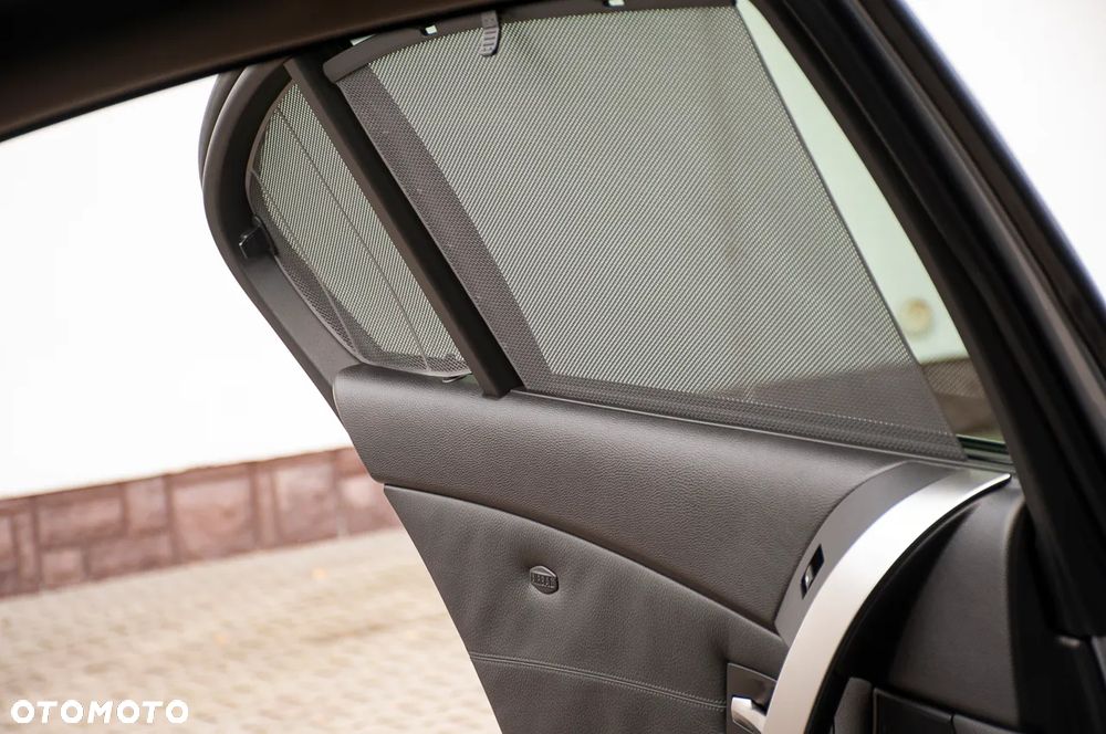 BMW Seria 5 - 35