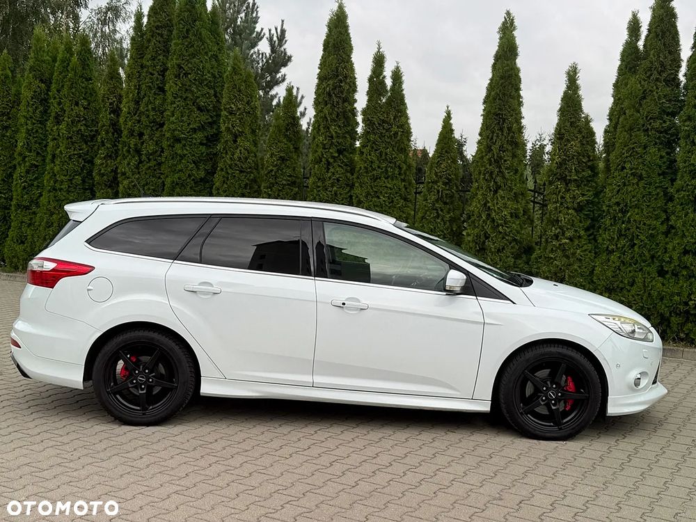 Ford Focus 1.6 EcoBoost Titanium - 14
