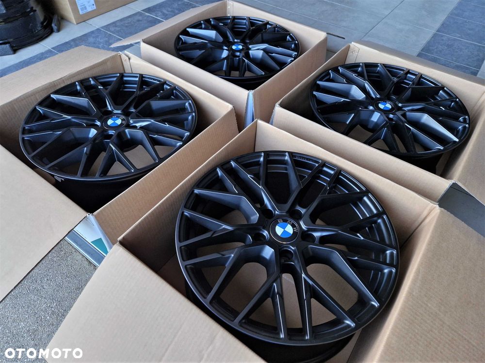 Alufelgi 17 BMW 5x120 1 3 X1 X3 F30 F31 E90 E91 E46 F20 F21 E87 E83 F25 Czarne ! 606# - 5
