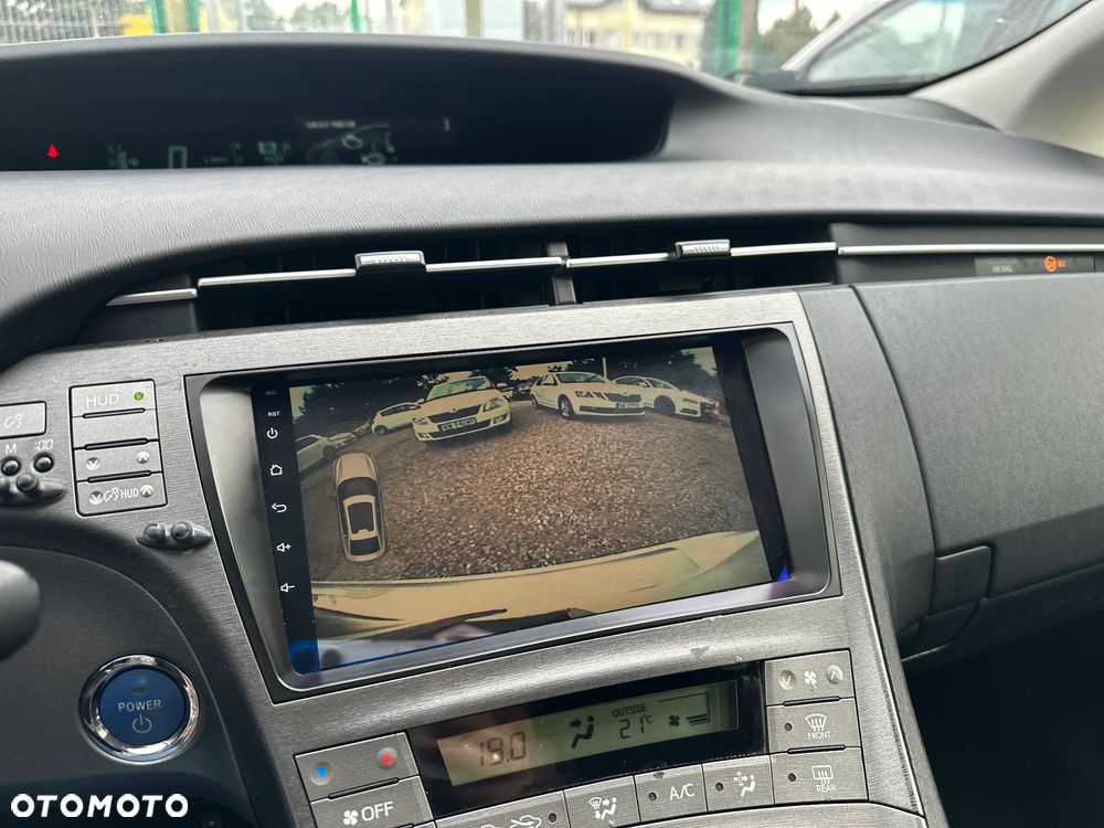 Toyota Prius - 31