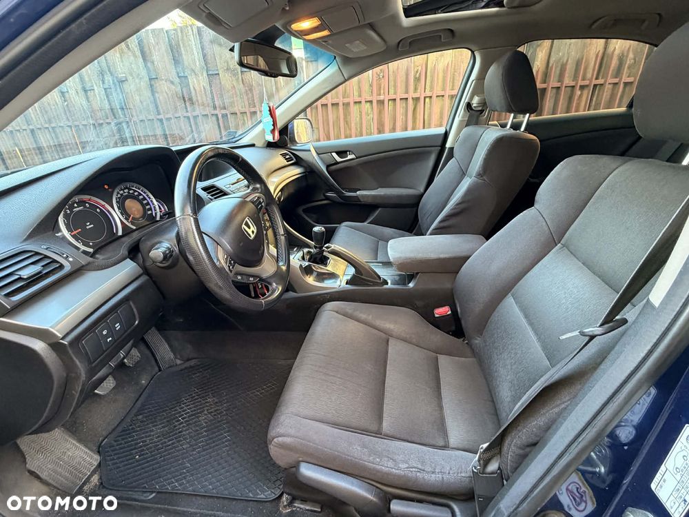 Honda Accord 2.2d Elegance Nav - 8