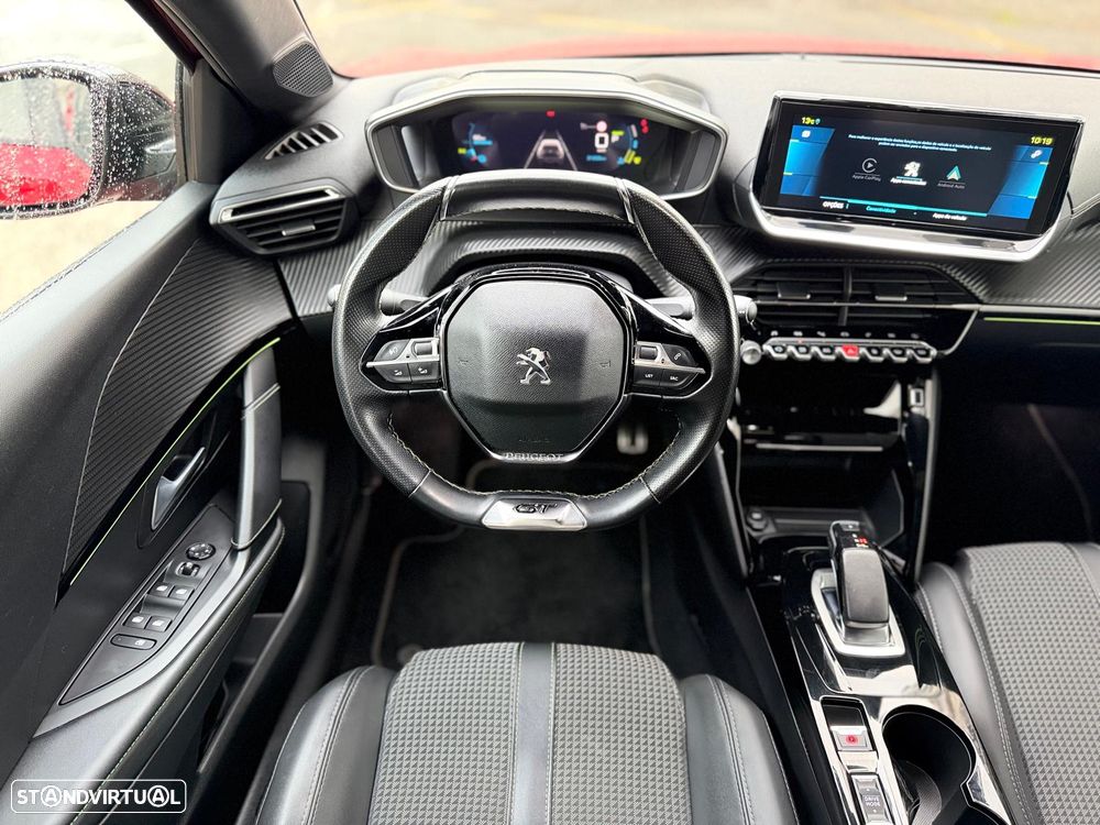 Peugeot e-208 GT - 23