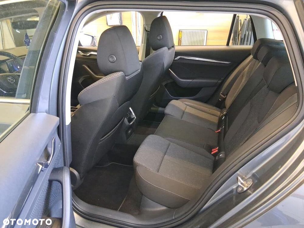 Skoda Octavia - 7