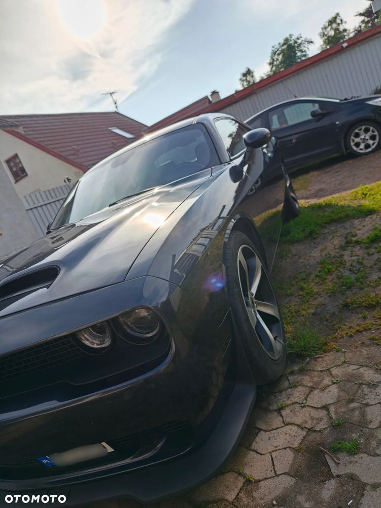 Dodge Challenger Automatik R/T Plus - 8