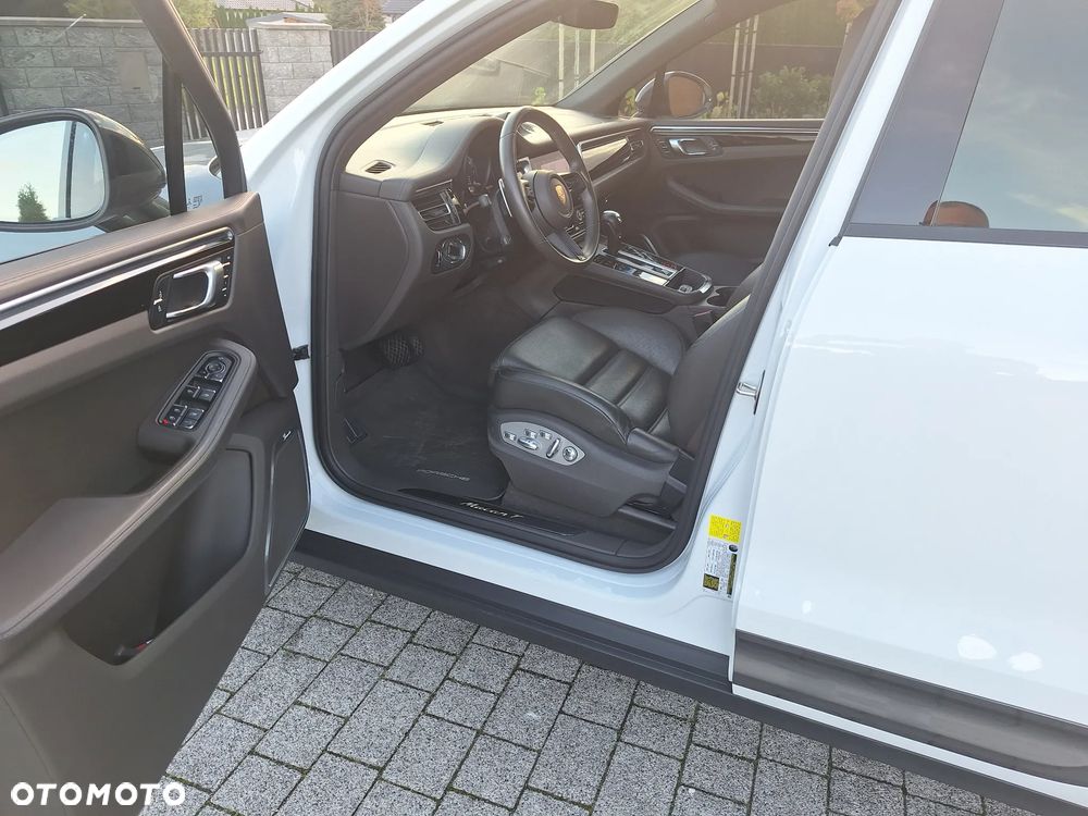 Porsche Macan - 20