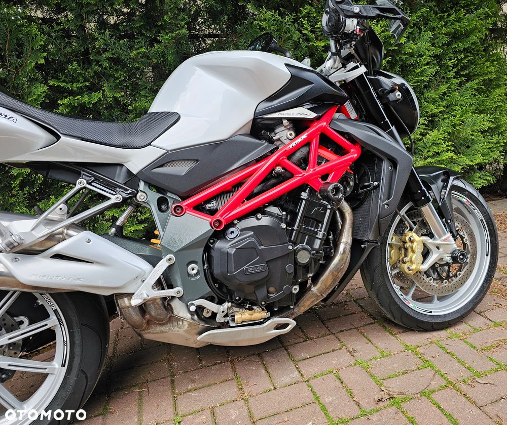 MV AGUSTA Brutale - 2