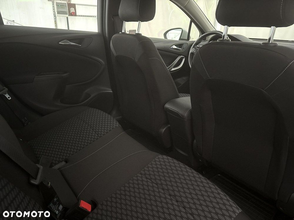 Opel Astra - 22